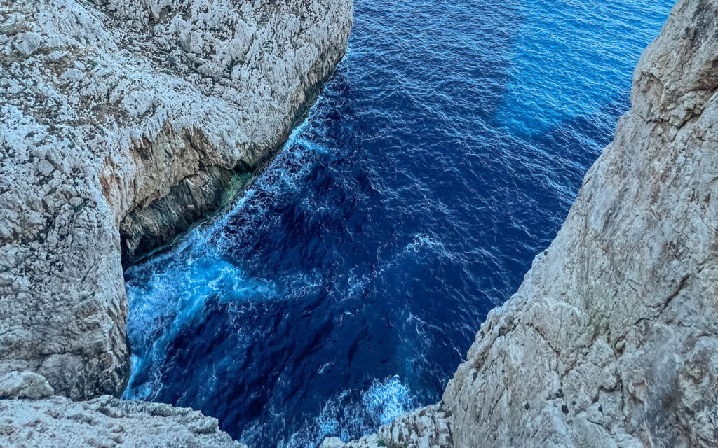 Entry to the Grotta di Nettuno