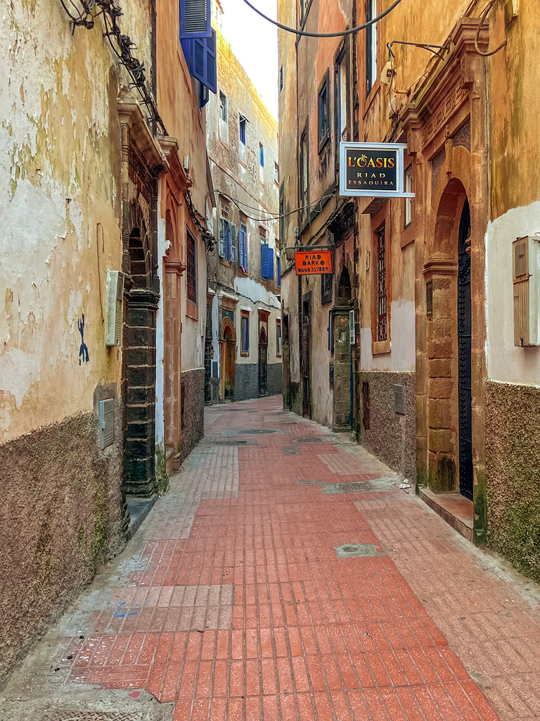 narrow street in old city essaouira